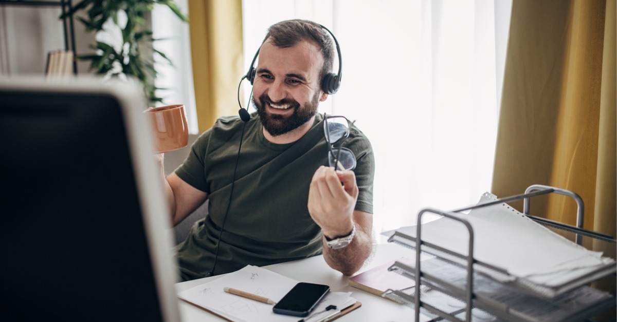 Photo showing a customer service agent working from home.